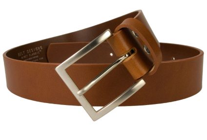 British Made Tan Leather Jeans Belt 1.57" Wide (4cm) Approx. Superior quality mens leather jeans belt made in UK by British Craftsmen. Top Grade Italian Full Grain Vegetable Tanned Leather. Italian Made Buckle. Leather approximately 4mm thick.