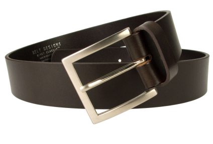 Dark Brown Leather Jeans Belt. Superior Quality Mens Jeans Belt Made In UK By British Craftsmen. Top Quality Full Grain Italian Leather. Strong and Long Lasting. Part of our Rivet Classic Collection. 1.57 inches Wide (4cm) and Approx. 4mm Thick Heavy Leather for a Long Lasting Belt.