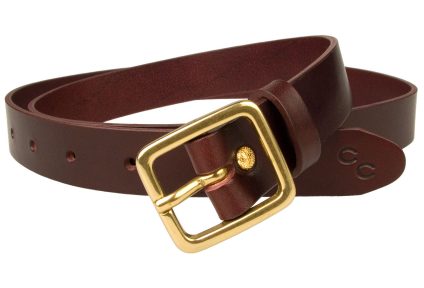 Narrow Leather Belt Mulberry Color Leather, Solid Brass Buckle. Free Sliding Loop and Ornate Gold Plated rivet closure. Champion Chase Double Horse Shoe Motif to tip of belt. British Made Leather Belt using High Quality Italian Full Grain Leather. Italian Made Solid Brass Buckle. 1 inch wide Leather Belt (2.5cm) approx. Leather thickness approx 3mm