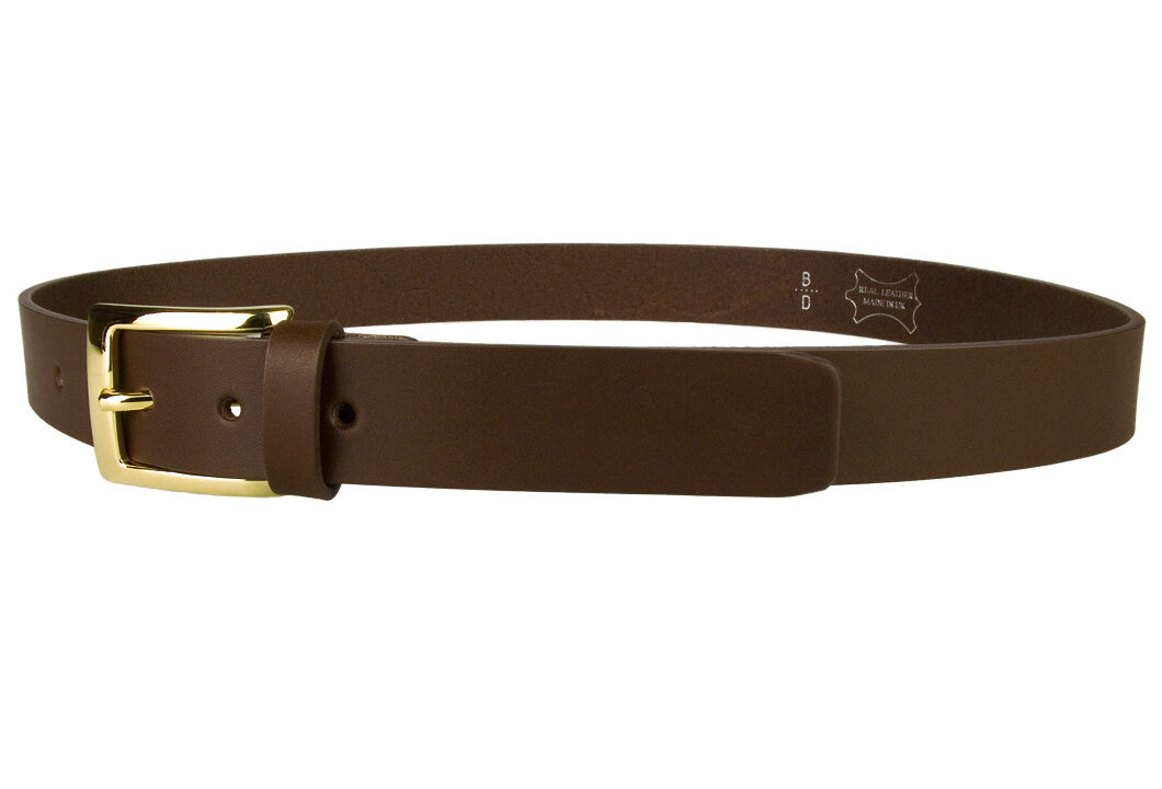 High Quality Brown Leather Belt. Made with top grade Italian vegetable tanned leather. Gold plated Italian made buckle. Made In UK by Belt Designs. 3cm Wide. Leather thickness - 3.5mm - 4mm.